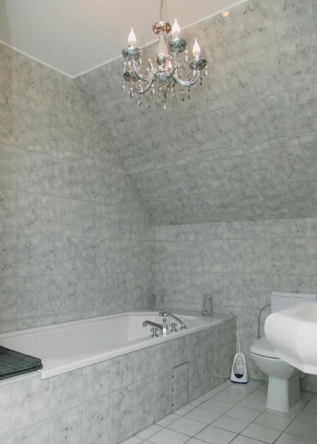 Gaestehaus Vigliarolo Gewerblich Jedes Zimmer Eigenes Bad Gemeinschaftskueche إلمسهورن المظهر الخارجي الصورة