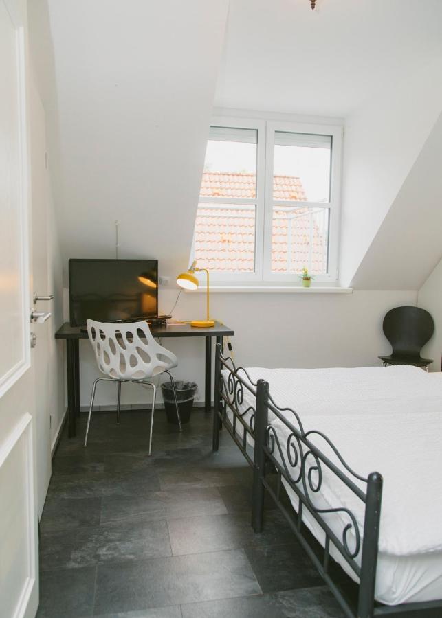 Gaestehaus Vigliarolo Gewerblich Jedes Zimmer Eigenes Bad Gemeinschaftskueche إلمسهورن المظهر الخارجي الصورة